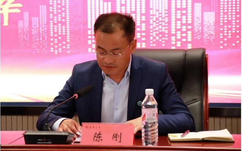 外經(jīng)貿(mào)協(xié)會(huì)牽頭 野馬集團(tuán)等單位與新疆大學(xué)外國語學(xué)院達(dá)成戰(zhàn)略合作